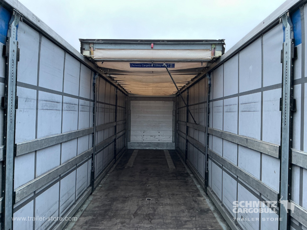 SCHMITZ Curtainsider Standard , Folding wall right - Полуприколка со церада: слика 5 SCHMITZ Curtainsider Standard , Folding wall right - Полуприколка со церада: слика 5