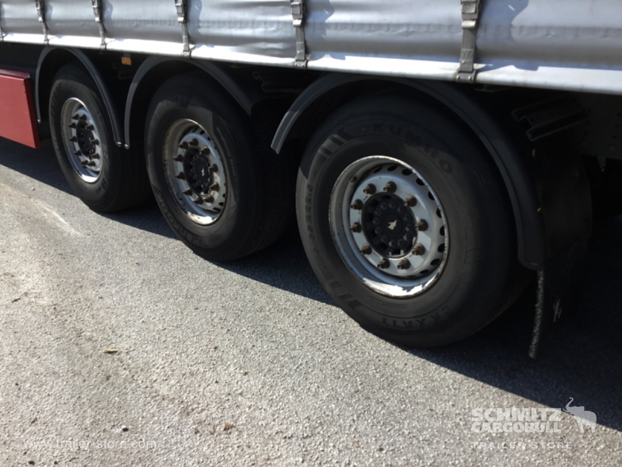 SCHMITZ Curtainsider Standard , Folding wall right - Полуприколка со церада: слика 3 SCHMITZ Curtainsider Standard , Folding wall right - Полуприколка со церада: слика 3
