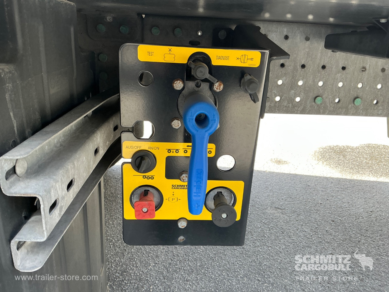 SCHMITZ Reefer Standard - Изотермална полуприколка: слика 5 SCHMITZ Reefer Standard - Изотермална полуприколка: слика 5