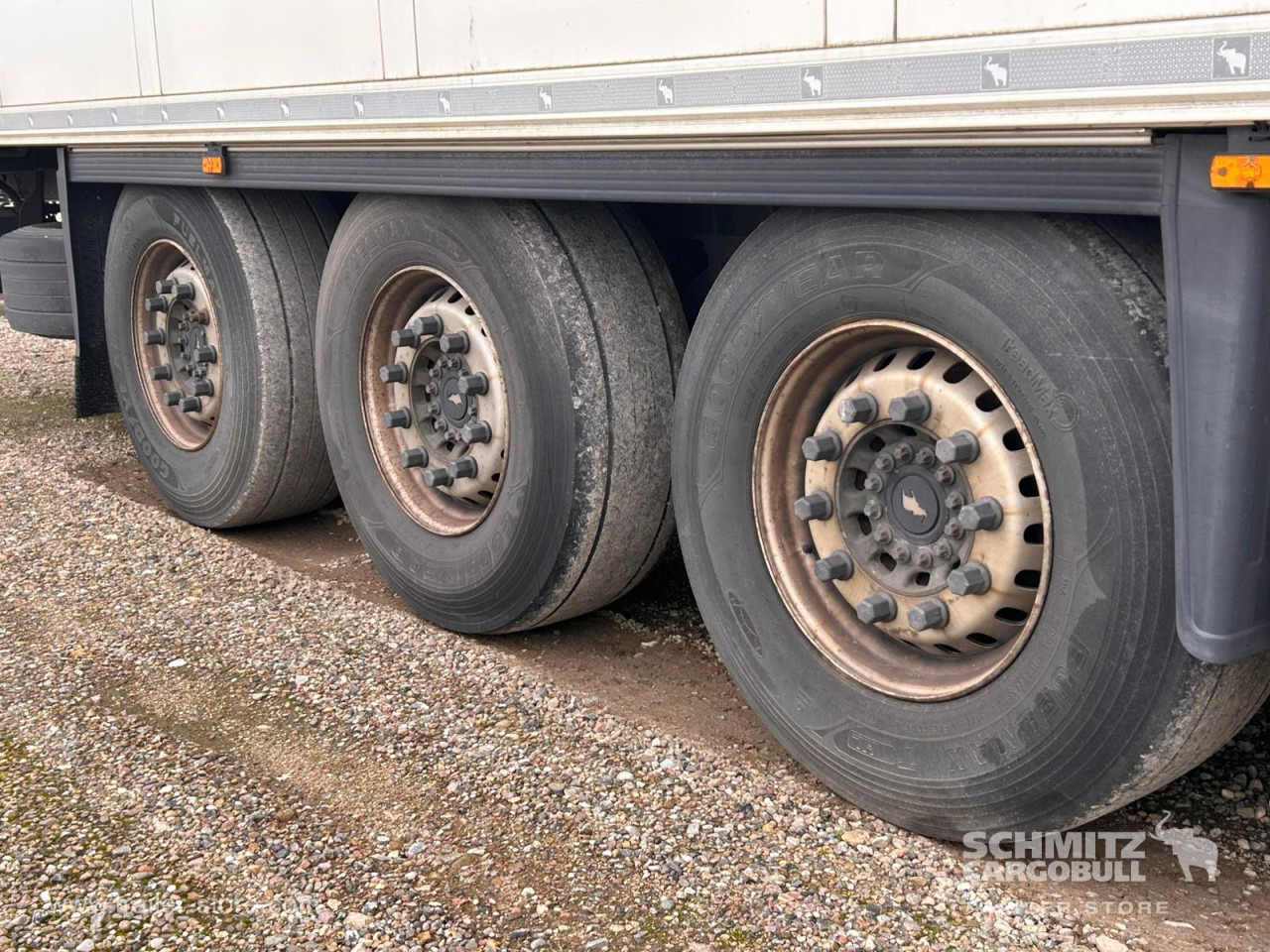 SCHMITZ Reefer Standard Double deck - Изотермална полуприколка: слика 5 SCHMITZ Reefer Standard Double deck - Изотермална полуприколка: слика 5