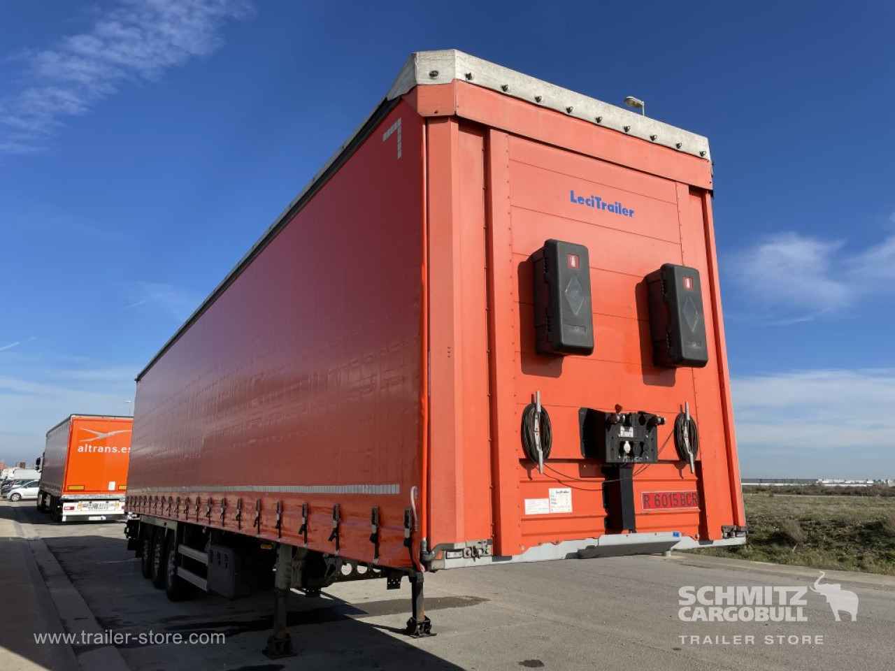 LECI TRAILER Semiremolque Lona Standard - Полуприколка со церада: слика 1 LECI TRAILER Semiremolque Lona Standard - Полуприколка со церада: слика 1
