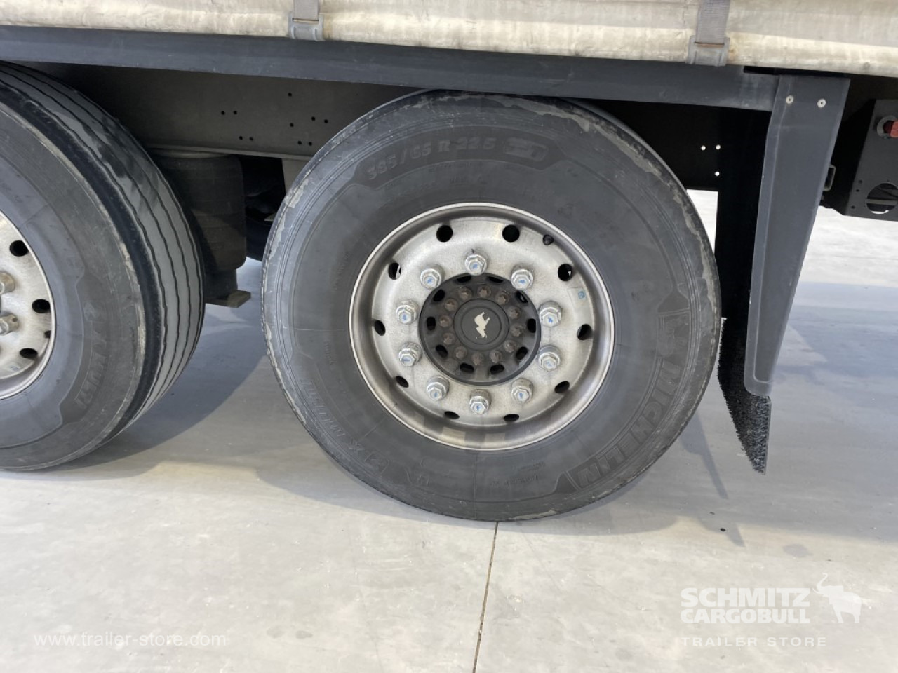 SCHMITZ Semiremolque Lona Standard - Полуприколка со церада: слика 2 SCHMITZ Semiremolque Lona Standard - Полуприколка со церада: слика 2