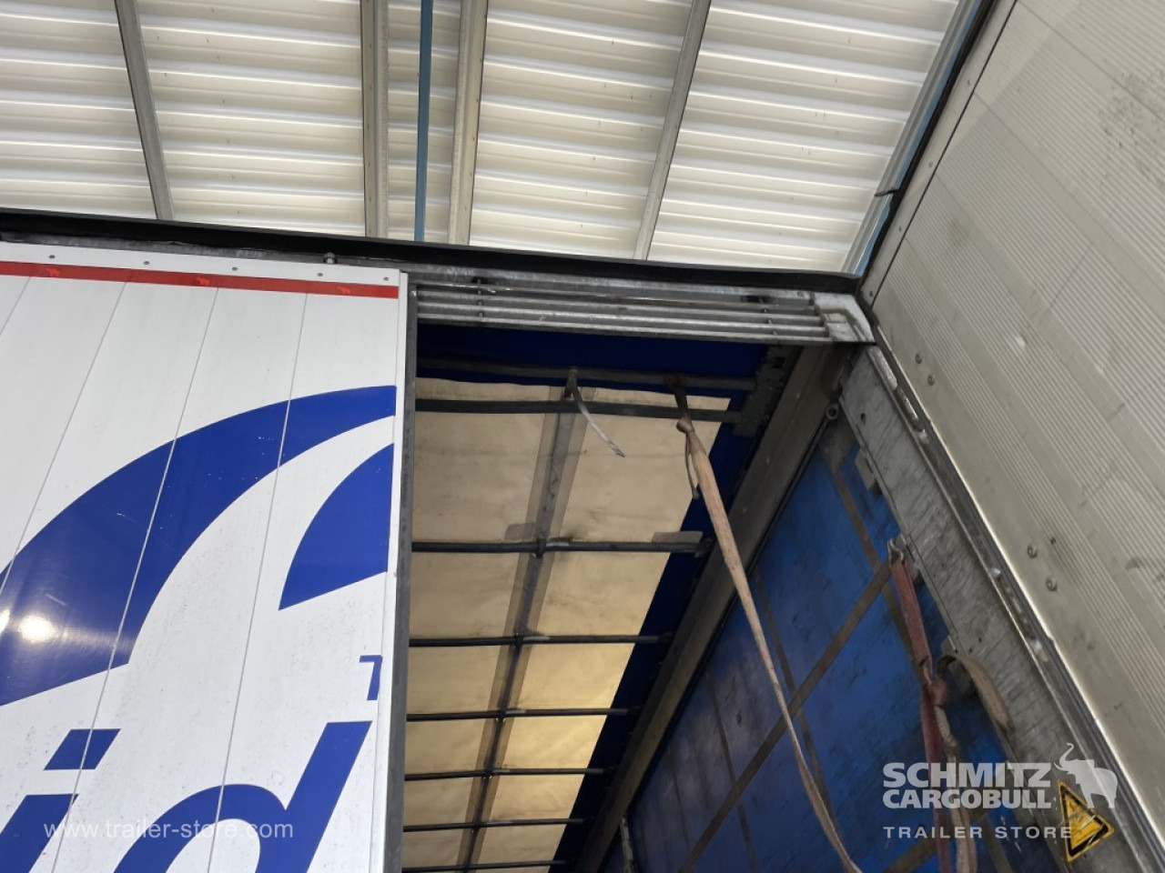 SCHMITZ Semiremolque Lona Standard - Полуприколка со церада: слика 2 SCHMITZ Semiremolque Lona Standard - Полуприколка со церада: слика 2