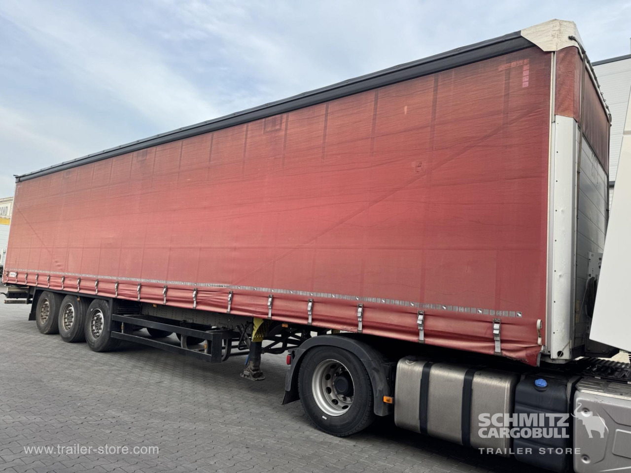SCHMITZ Curtainsider Standard - Полуприколка со церада: слика 1 SCHMITZ Curtainsider Standard - Полуприколка со церада: слика 1