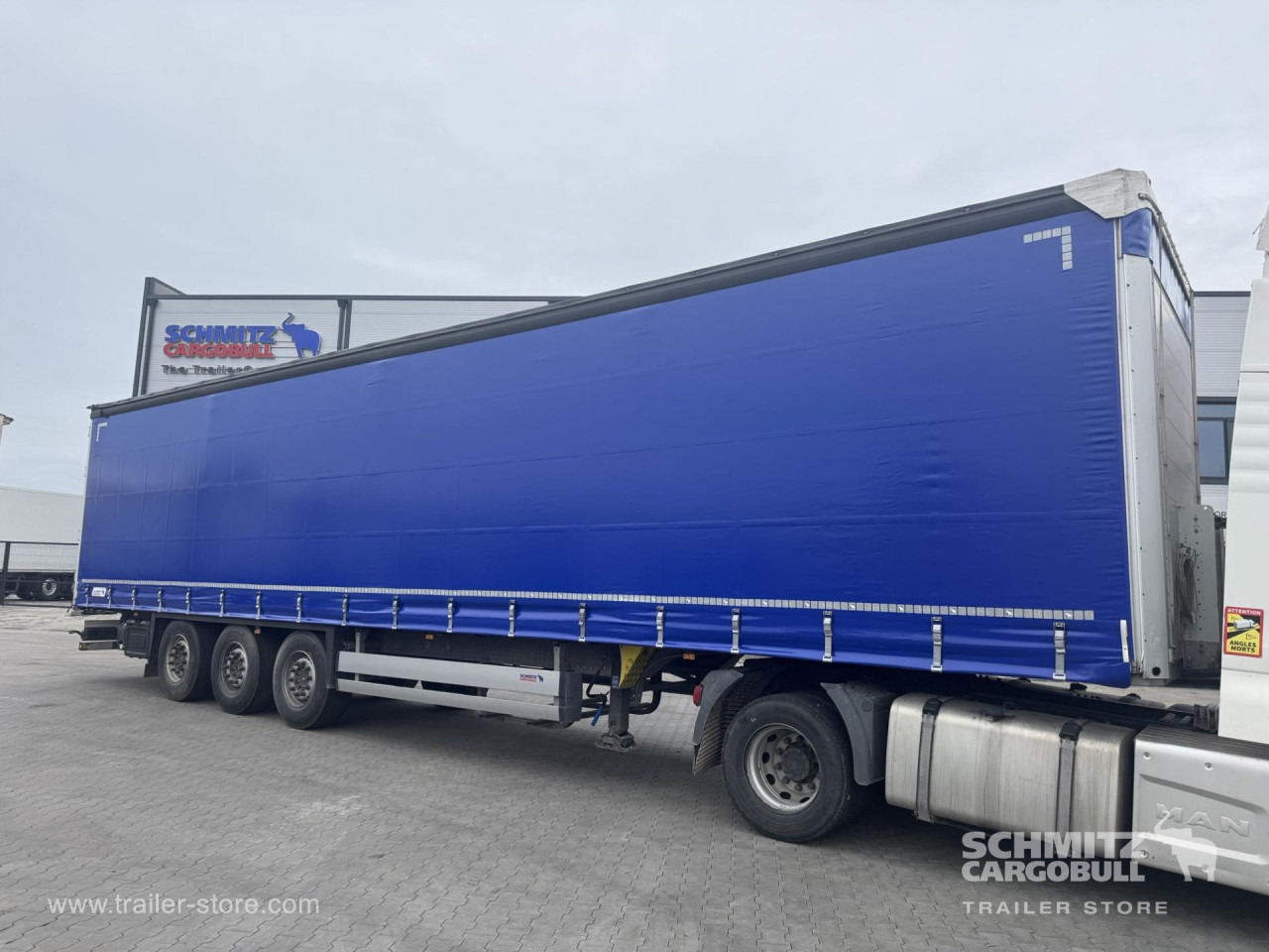 SCHMITZ Curtainsider Standard - Полуприколка со церада: слика 1 SCHMITZ Curtainsider Standard - Полуприколка со церада: слика 1