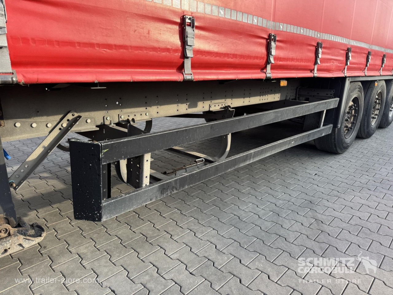 SCHMITZ Curtainsider Standard - Полуприколка со церада: слика 3 SCHMITZ Curtainsider Standard - Полуприколка со церада: слика 3