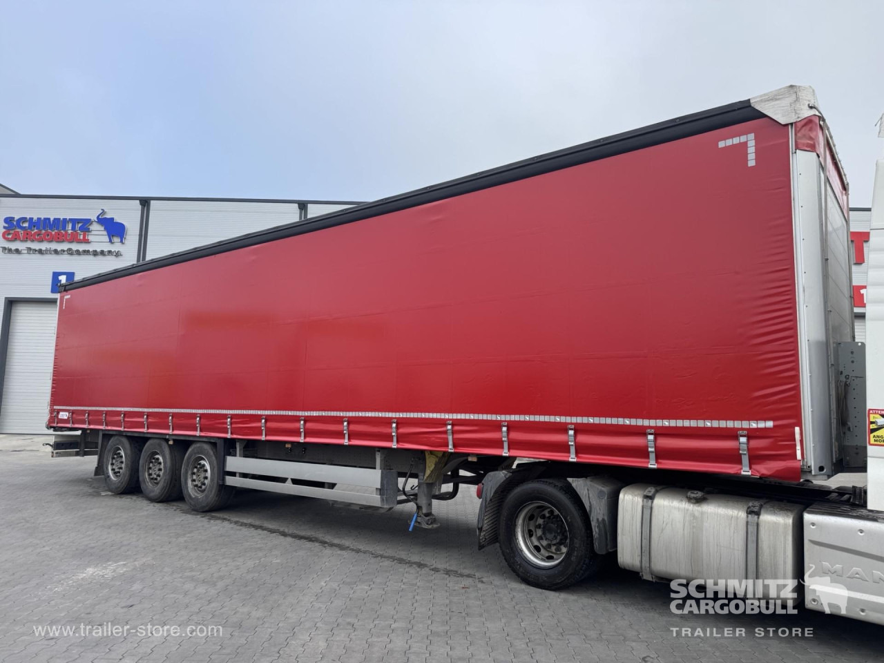 SCHMITZ Curtainsider Standard - Полуприколка со церада: слика 1 SCHMITZ Curtainsider Standard - Полуприколка со церада: слика 1