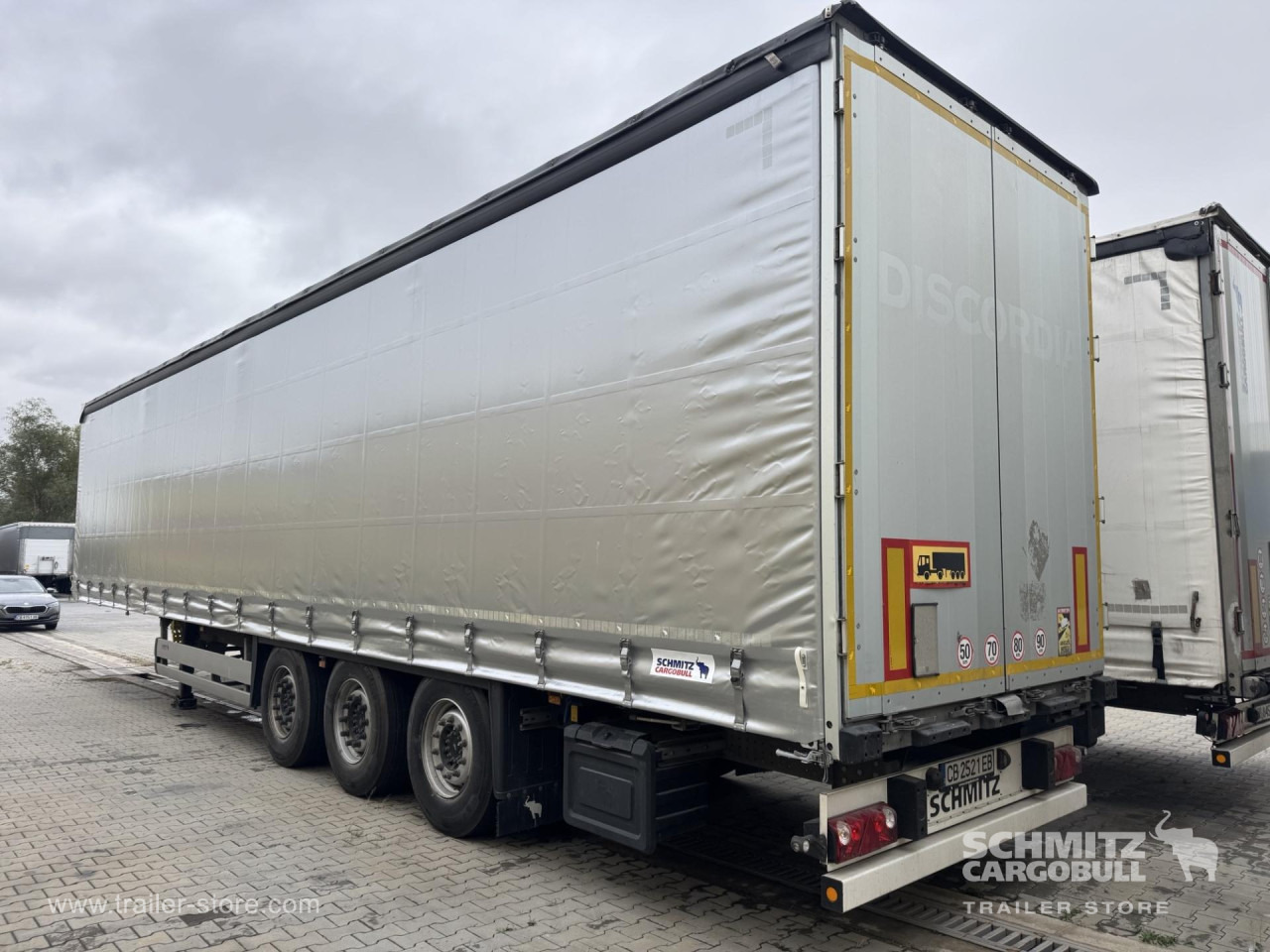SCHMITZ Curtainsider Standard - Полуприколка со церада: слика 3 SCHMITZ Curtainsider Standard - Полуприколка со церада: слика 3