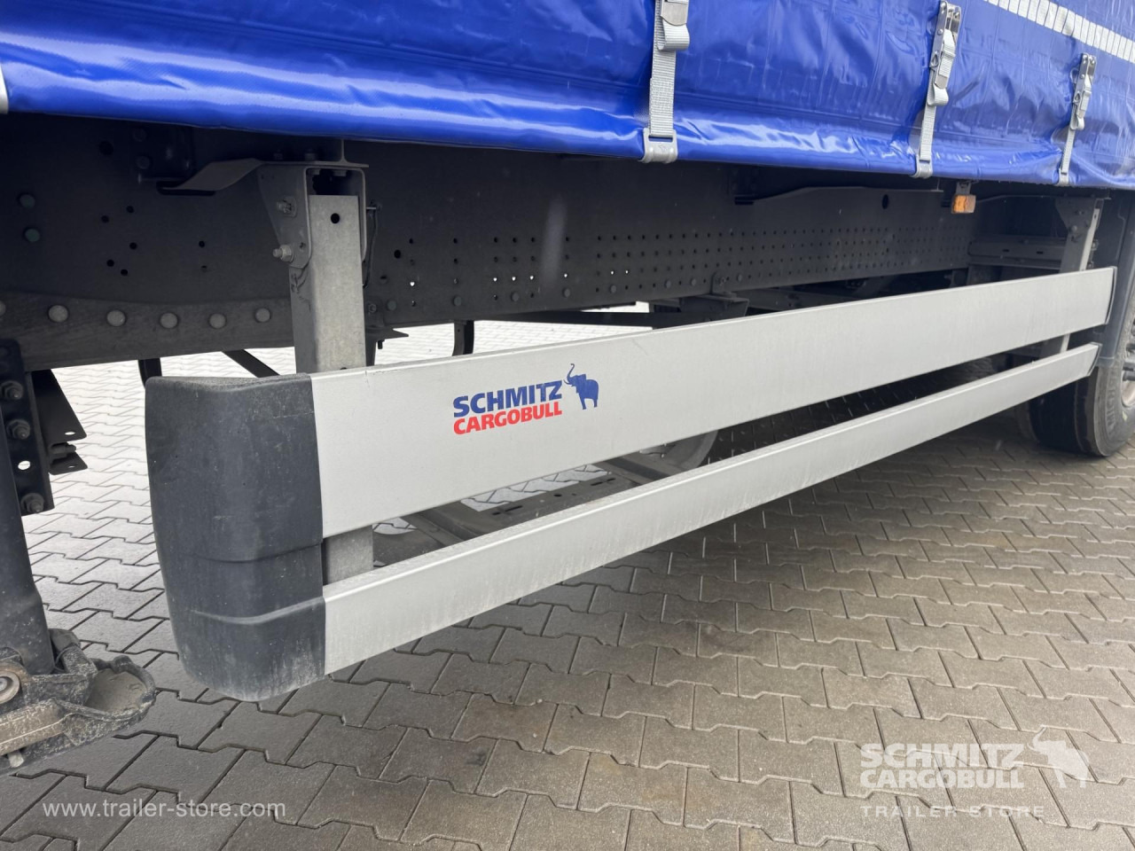 SCHMITZ Curtainsider Standard - Полуприколка со церада: слика 3 SCHMITZ Curtainsider Standard - Полуприколка со церада: слика 3
