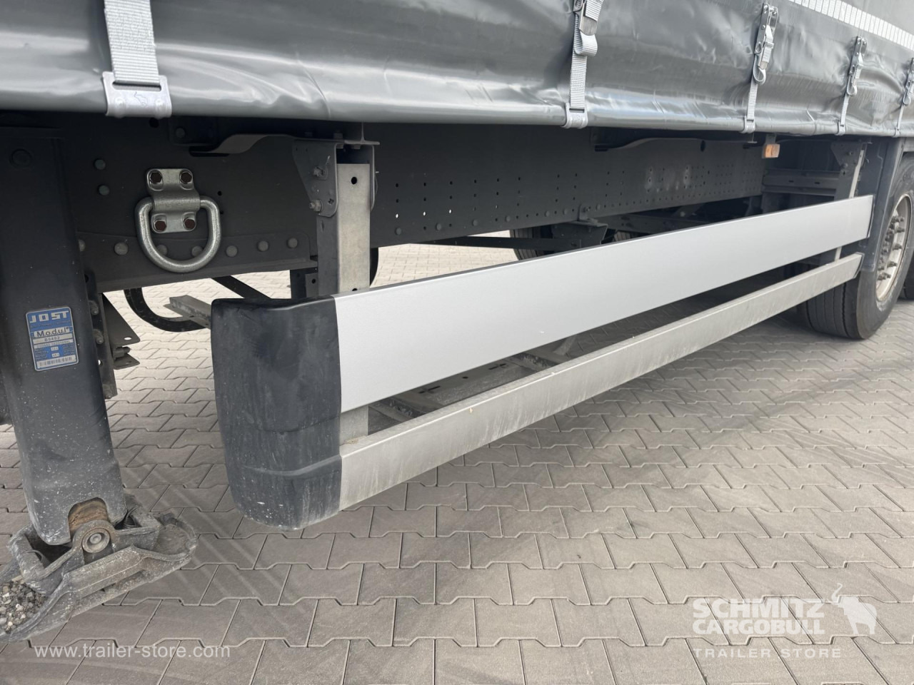 SCHMITZ Curtainsider Standard - Полуприколка со церада: слика 3 SCHMITZ Curtainsider Standard - Полуприколка со церада: слика 3