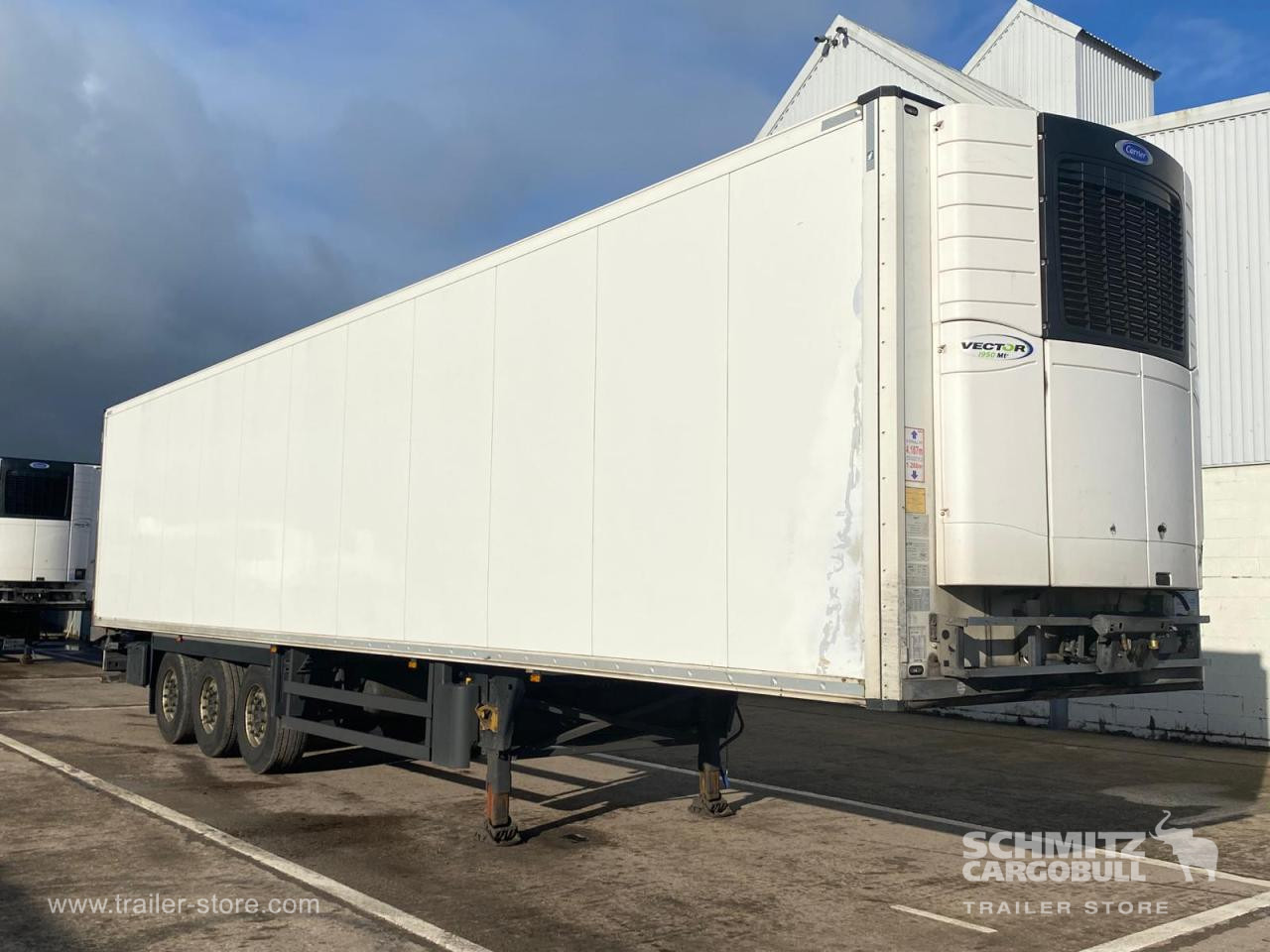 SCHMITZ Reefer Multitemp - Изотермална полуприколка: слика 1 SCHMITZ Reefer Multitemp - Изотермална полуприколка: слика 1