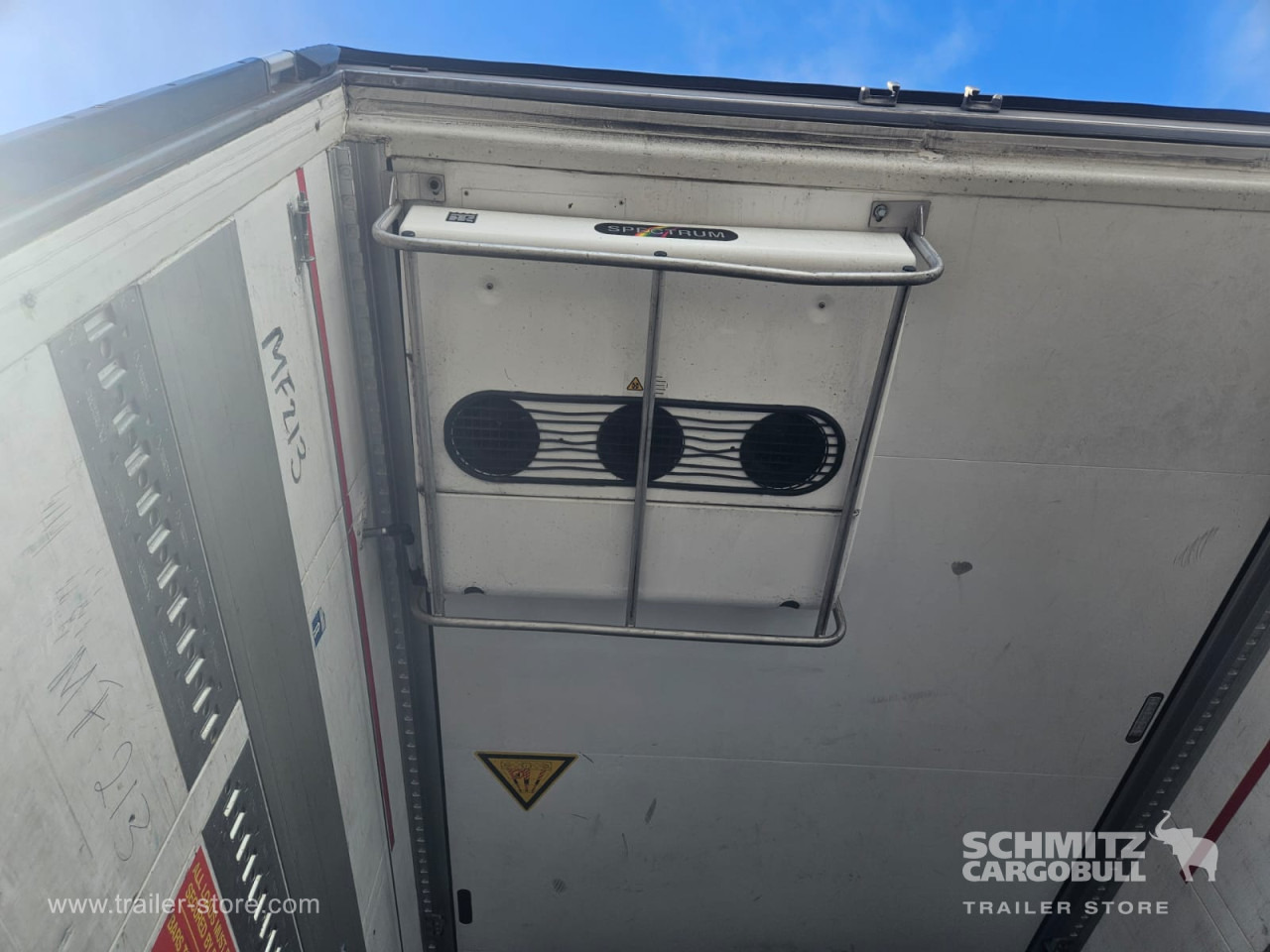 SCHMITZ Reefer Multitemp - Изотермална полуприколка: слика 5 SCHMITZ Reefer Multitemp - Изотермална полуприколка: слика 5