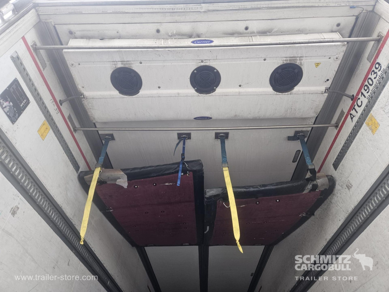 SCHMITZ Reefer Multitemp - Изотермална полуприколка: слика 2 SCHMITZ Reefer Multitemp - Изотермална полуприколка: слика 2