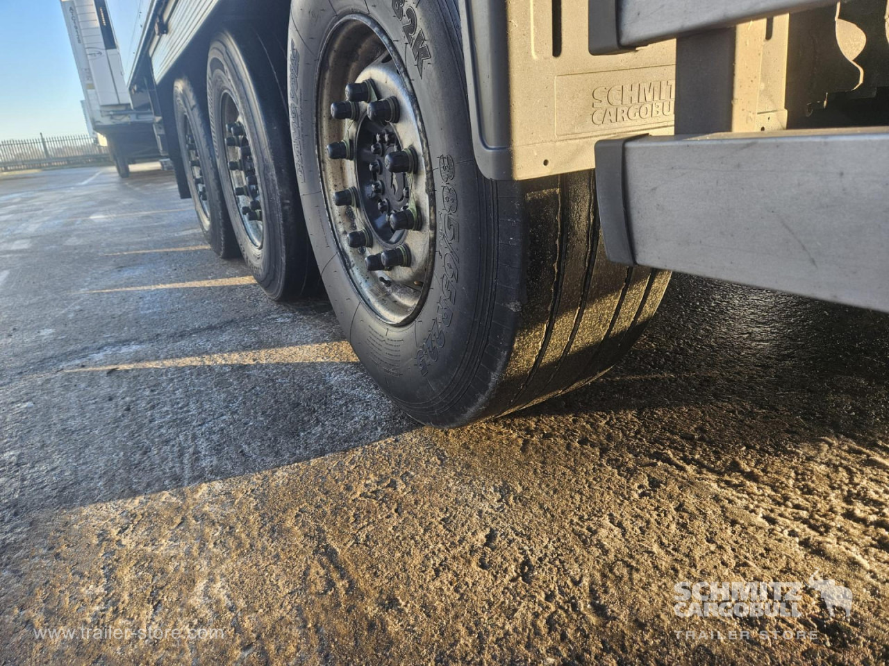 SCHMITZ Reefer Multitemp - Изотермална полуприколка: слика 4 SCHMITZ Reefer Multitemp - Изотермална полуприколка: слика 4
