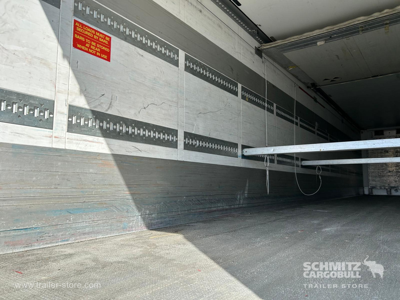 SCHMITZ Reefer Multitemp - Изотермална полуприколка: слика 5 SCHMITZ Reefer Multitemp - Изотермална полуприколка: слика 5