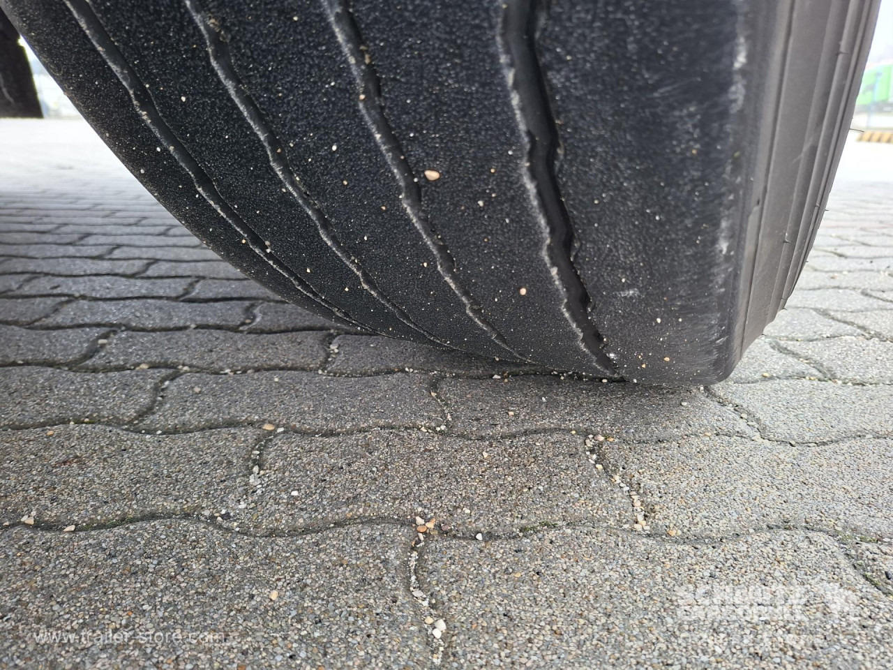 SCHMITZ Reefer Multitemp - Изотермална полуприколка: слика 4 SCHMITZ Reefer Multitemp - Изотермална полуприколка: слика 4