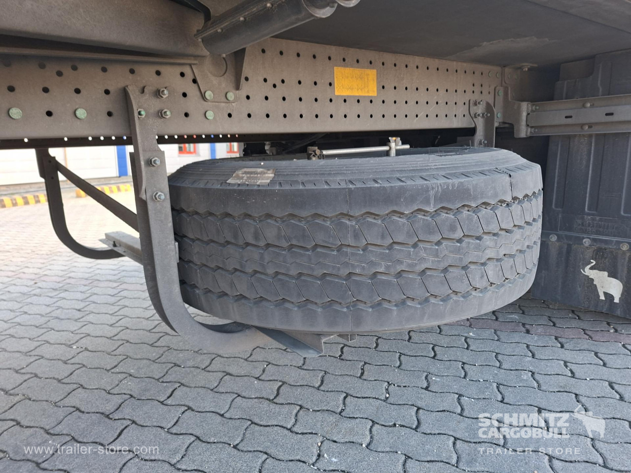 SCHMITZ Reefer Multitemp - Изотермална полуприколка: слика 5 SCHMITZ Reefer Multitemp - Изотермална полуприколка: слика 5