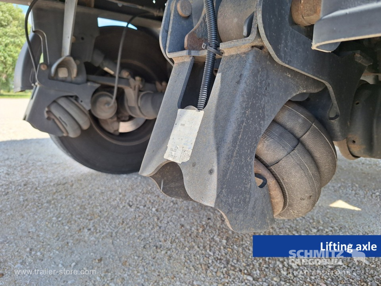 SCHMITZ Tipper Alu-square sided body 27m³ - Кипер полуприколка: слика 2 SCHMITZ Tipper Alu-square sided body 27m³ - Кипер полуприколка: слика 2