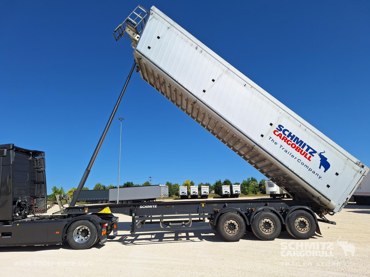 SCHMITZ Tipper Alu-square sided body 54m³ - Кипер полуприколка: слика 5 SCHMITZ Tipper Alu-square sided body 54m³ - Кипер полуприколка: слика 5