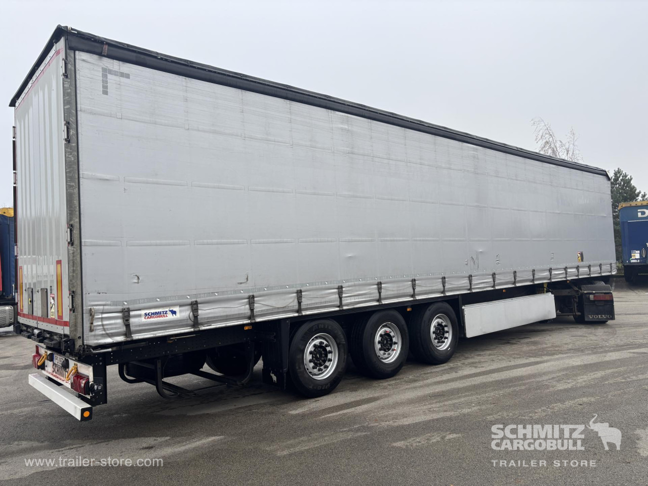 SCHMITZ Curtainsider Standard - Полуприколка со церада: слика 1 SCHMITZ Curtainsider Standard - Полуприколка со церада: слика 1