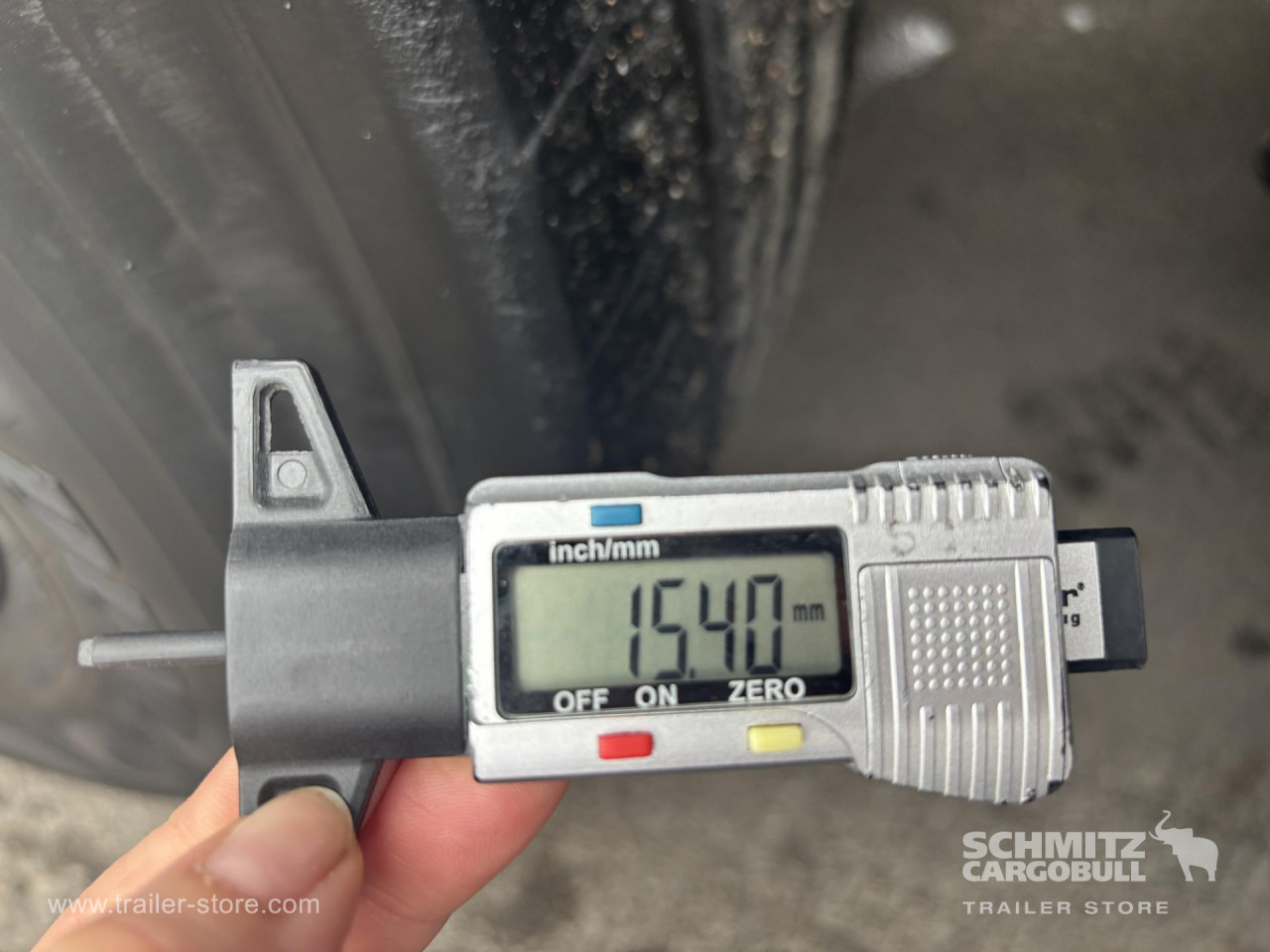 SCHMITZ Curtainsider Standard - Полуприколка со церада: слика 4 SCHMITZ Curtainsider Standard - Полуприколка со церада: слика 4