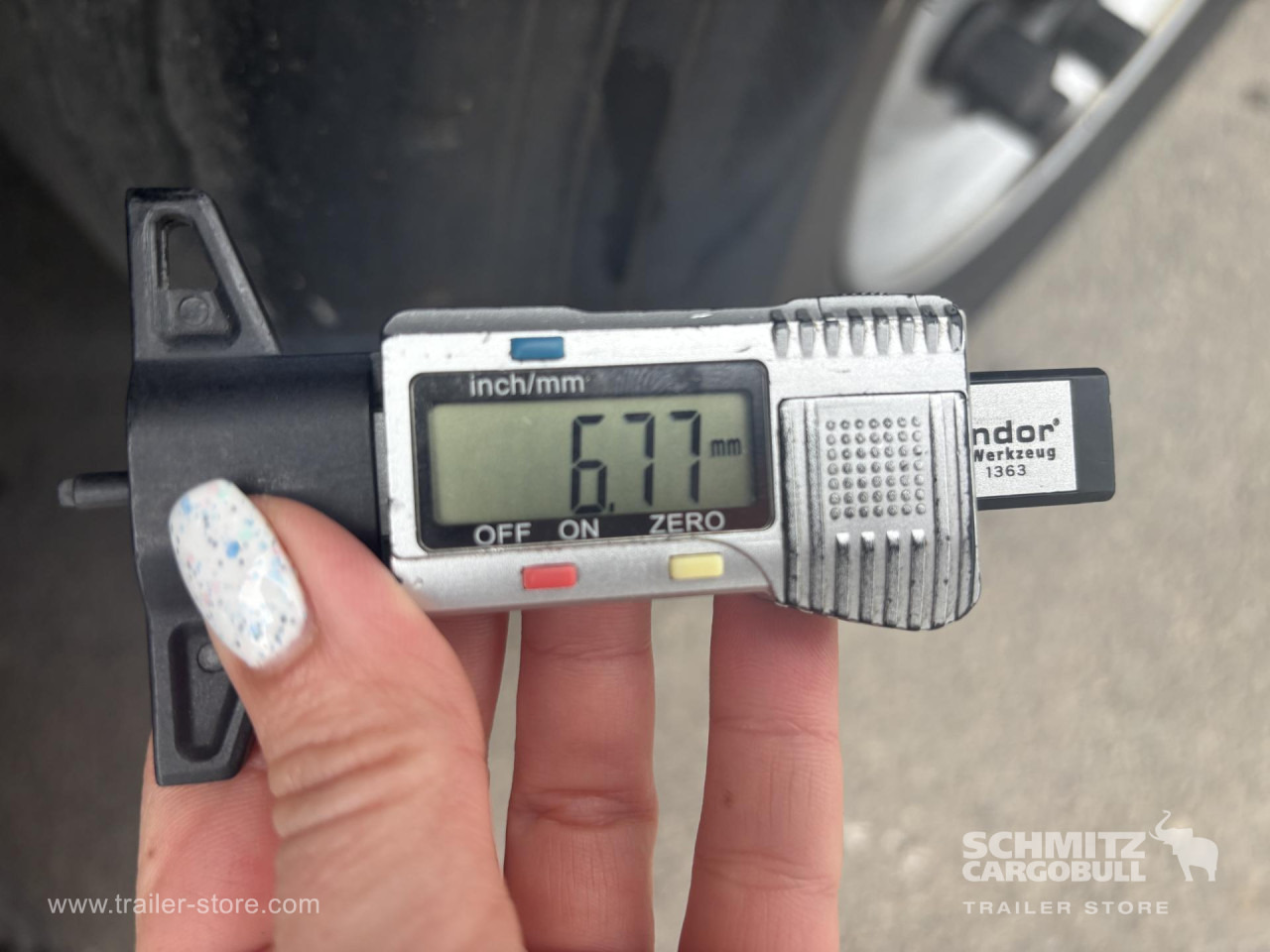 SCHMITZ Curtainsider Standard - Полуприколка со церада: слика 3 SCHMITZ Curtainsider Standard - Полуприколка со церада: слика 3