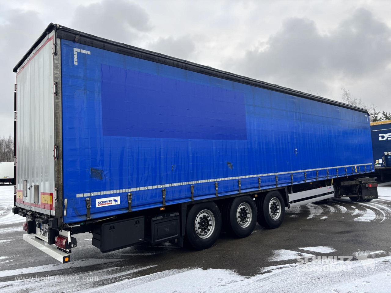 SCHMITZ Curtainsider Standard - Полуприколка со церада: слика 1 SCHMITZ Curtainsider Standard - Полуприколка со церада: слика 1