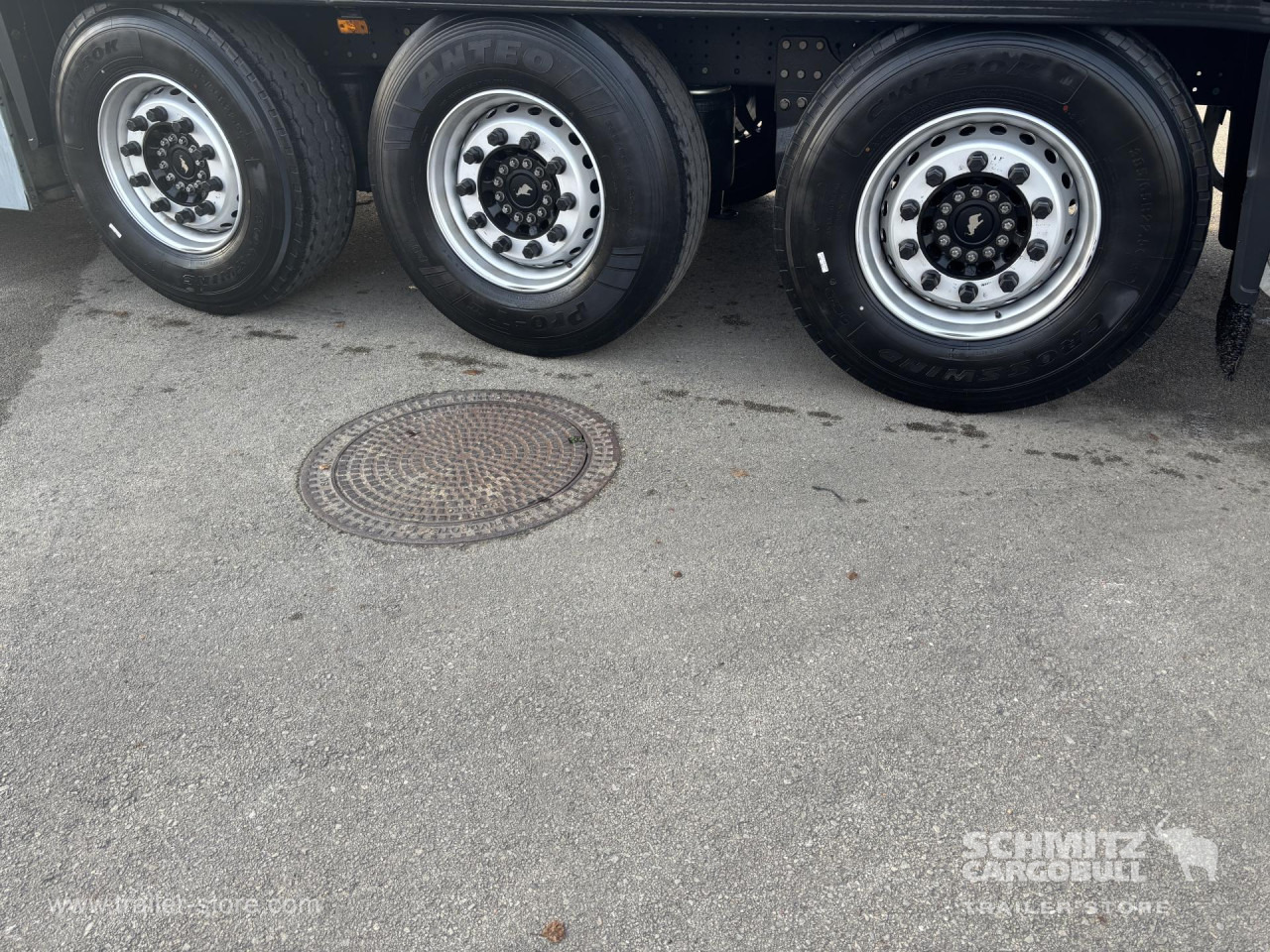 Полуприколка со церада SCHMITZ Curtainsider Standard: слика 9
