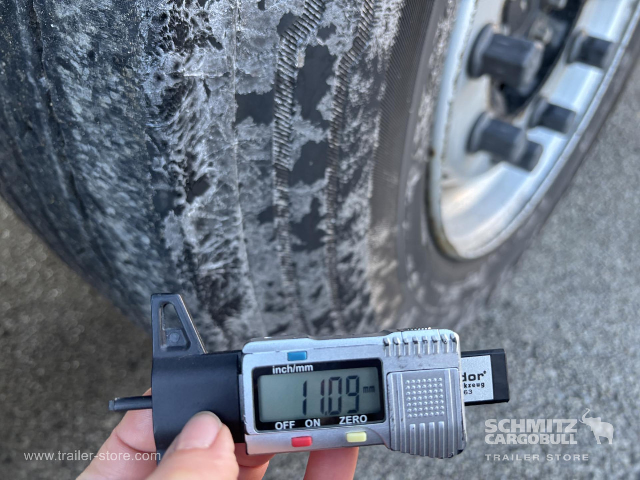 SCHMITZ Reefer Standard Double deck - Изотермална полуприколка: слика 3 SCHMITZ Reefer Standard Double deck - Изотермална полуприколка: слика 3