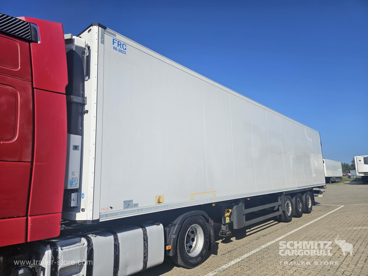 SCHMITZ Reefer Standard Double deck - Изотермална полуприколка: слика 3 SCHMITZ Reefer Standard Double deck - Изотермална полуприколка: слика 3
