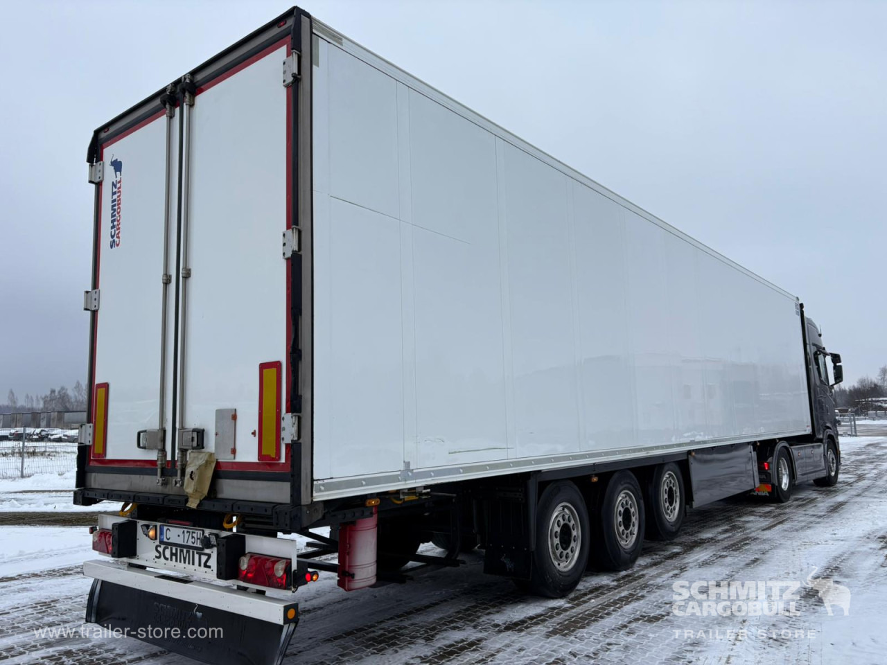 SCHMITZ Reefer Standard - Изотермална полуприколка: слика 1 SCHMITZ Reefer Standard - Изотермална полуприколка: слика 1