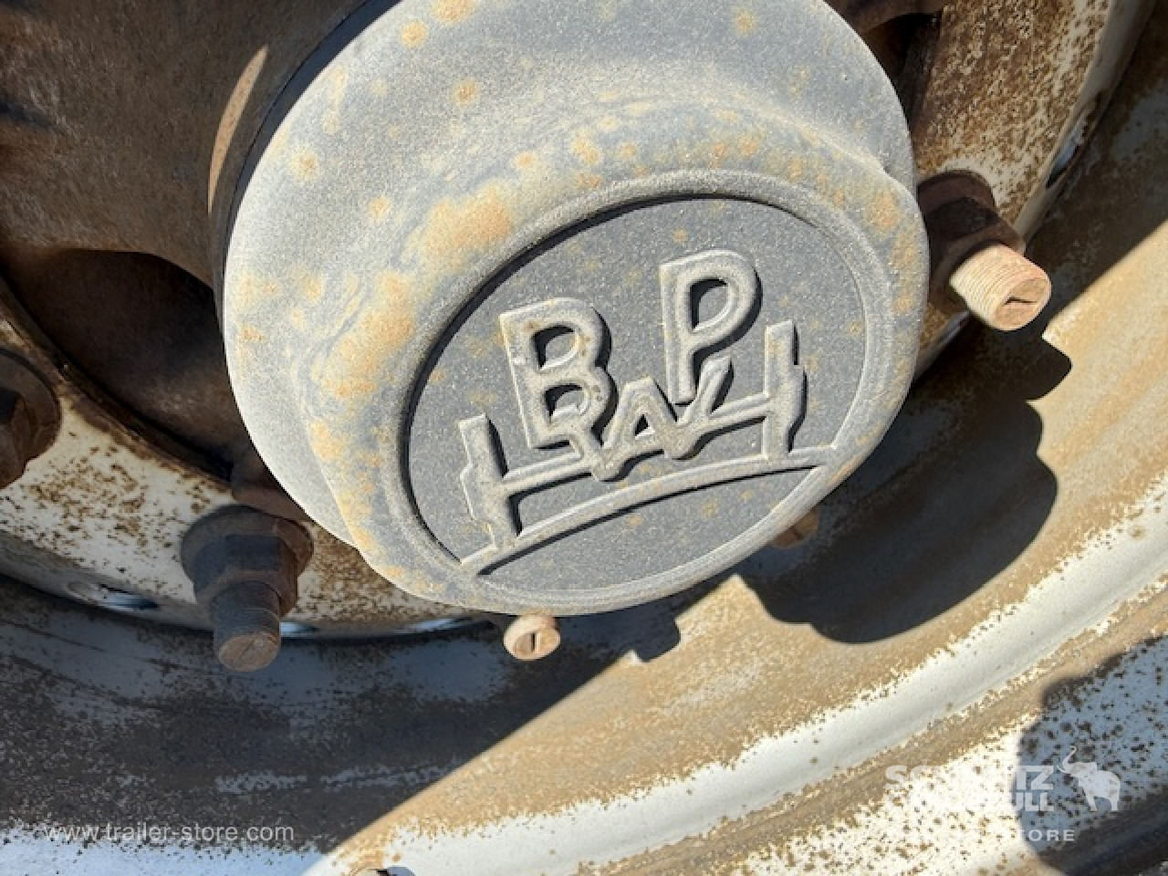 SCHMITZ Oplegger Kasten Standard Taillift - Полуприколка сандучар: слика 4 SCHMITZ Oplegger Kasten Standard Taillift - Полуприколка сандучар: слика 4