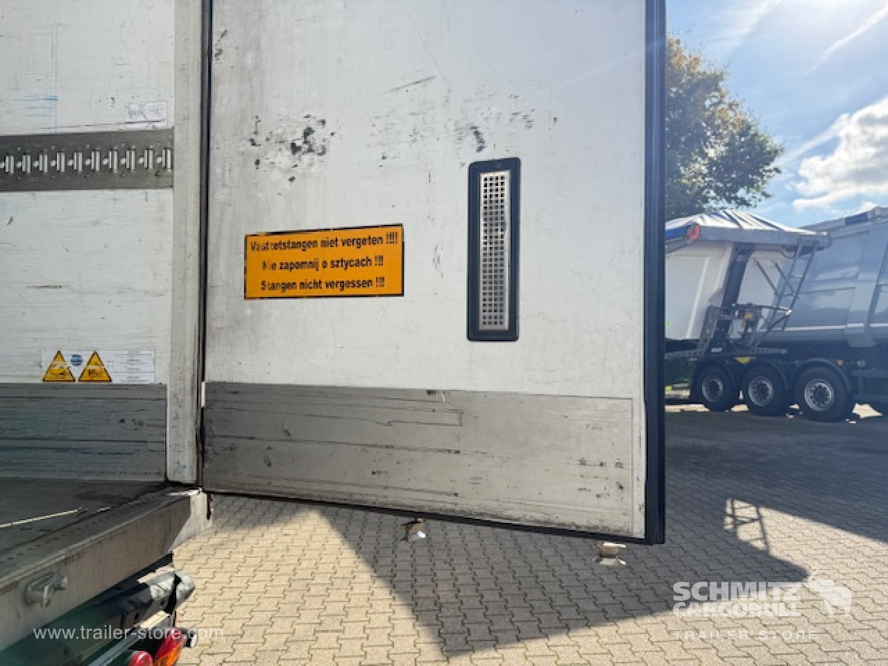 SCHMITZ Oplegger Vries Standard - Изотермална полуприколка: слика 4 SCHMITZ Oplegger Vries Standard - Изотермална полуприколка: слика 4