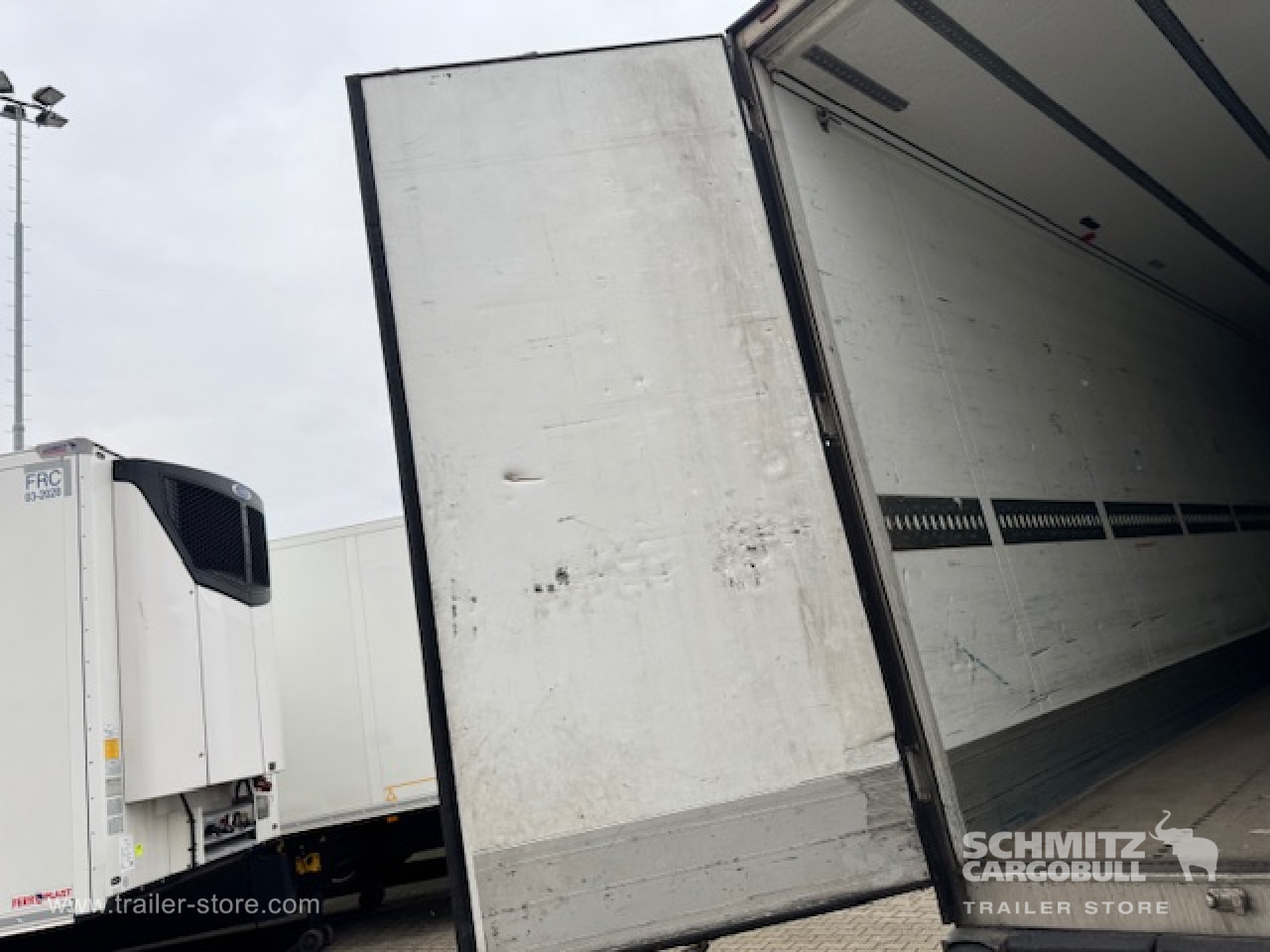 SCHMITZ Oplegger Vries Standard - Изотермална полуприколка: слика 3 SCHMITZ Oplegger Vries Standard - Изотермална полуприколка: слика 3