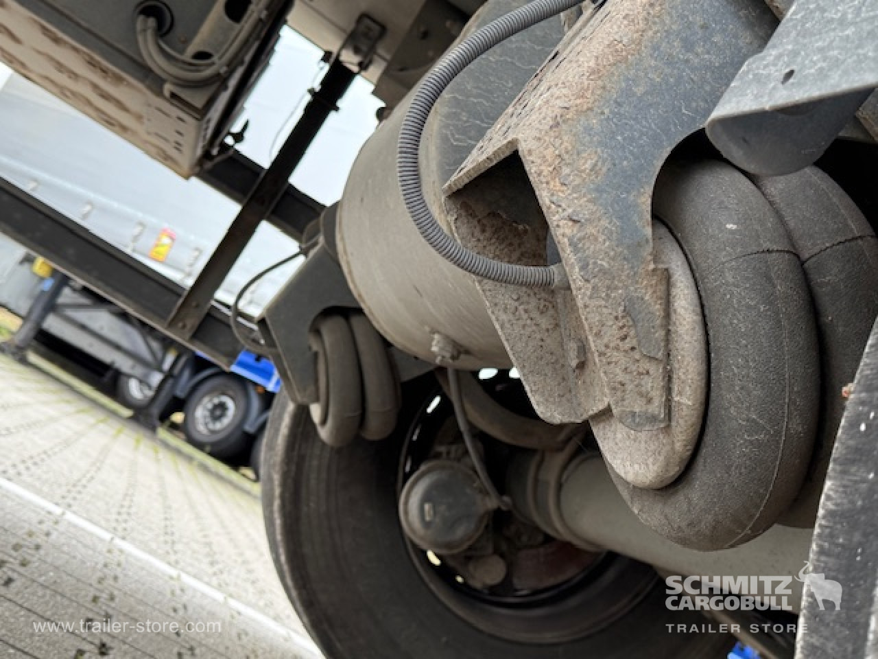 Изотермална полуприколка SCHMITZ Oplegger Vries Standard Taillift: слика 6