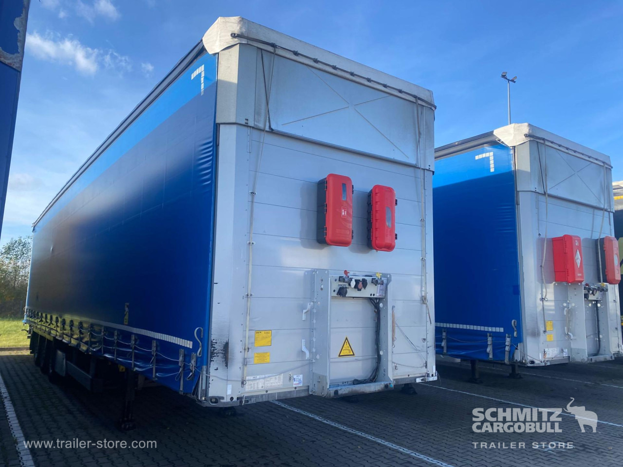 SCHMITZ Curtainsider Mega - Полуприколка со церада: слика 1 SCHMITZ Curtainsider Mega - Полуприколка со церада: слика 1