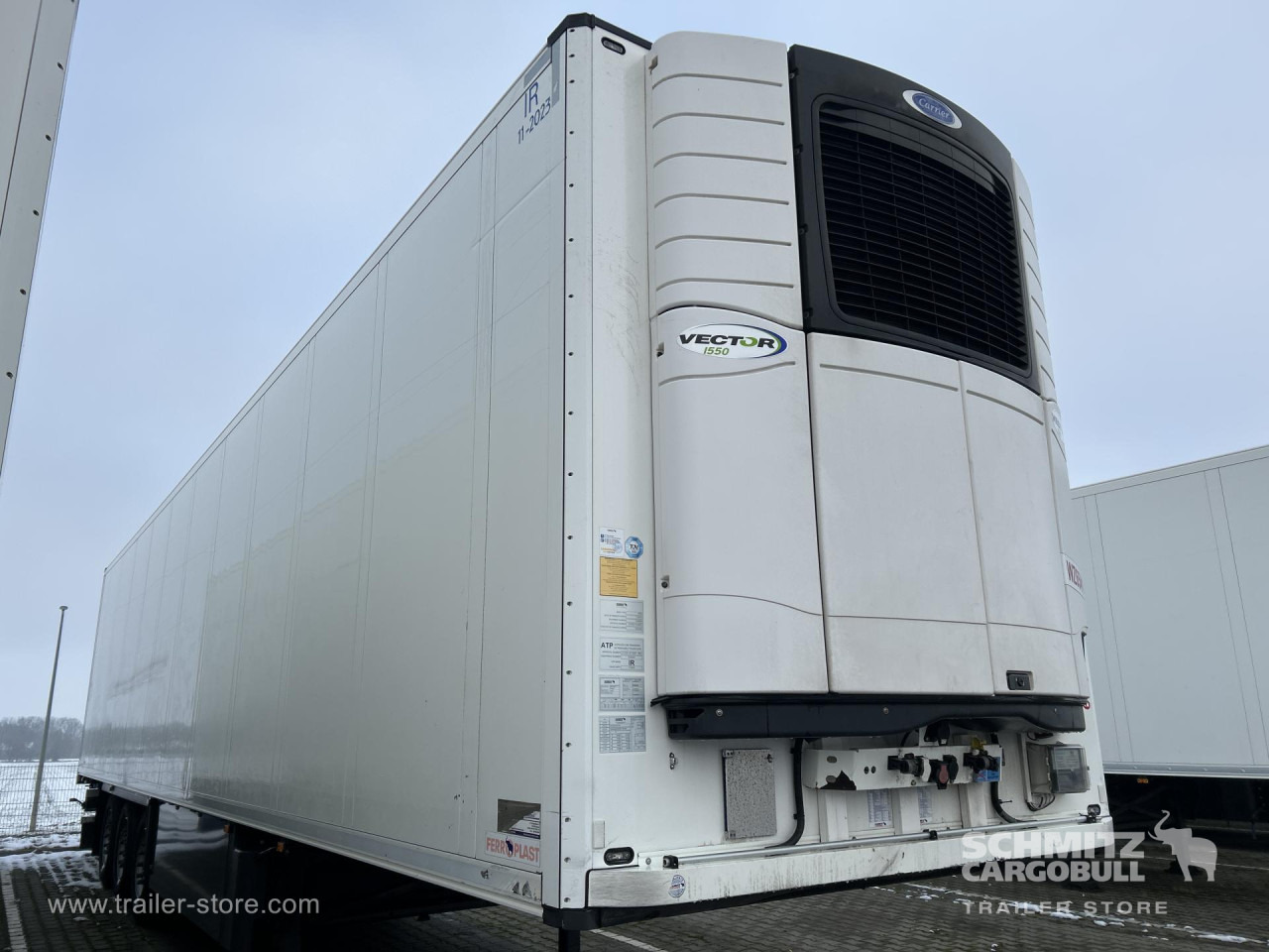 SCHMITZ Reefer Standard Double deck - Изотермална полуприколка: слика 1 SCHMITZ Reefer Standard Double deck - Изотермална полуприколка: слика 1