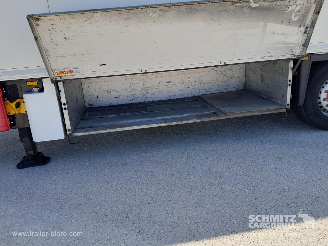 SCHMITZ Reefer Standard Double deck - Изотермална полуприколка: слика 5 SCHMITZ Reefer Standard Double deck - Изотермална полуприколка: слика 5