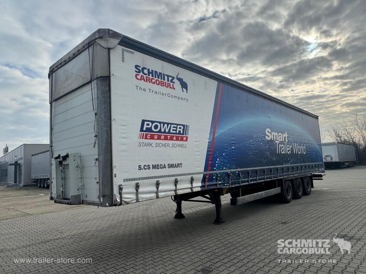 SCHMITZ Curtainsider Mega - Полуприколка со церада: слика 4 SCHMITZ Curtainsider Mega - Полуприколка со церада: слика 4