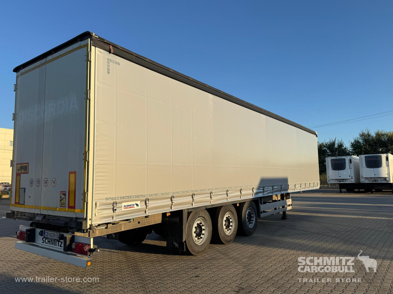 SCHMITZ Curtainsider Standard - Полуприколка со церада: слика 5 SCHMITZ Curtainsider Standard - Полуприколка со церада: слика 5
