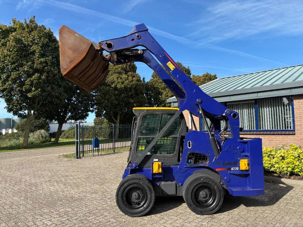 Компактен натоварувач Bobcat S 770: слика 12