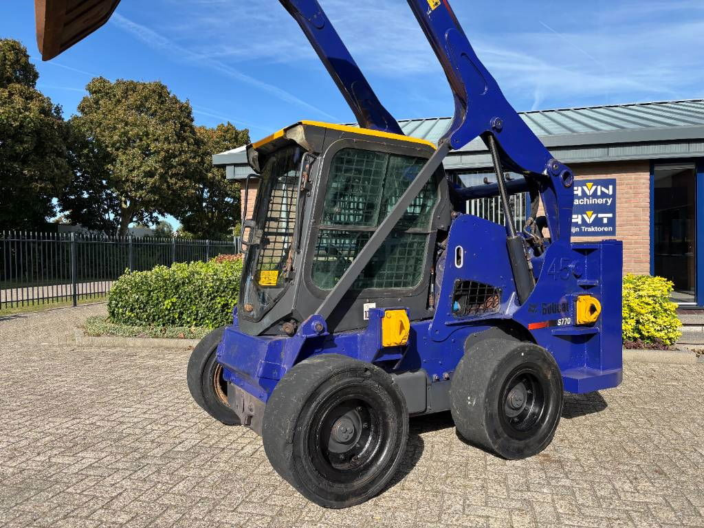 Компактен натоварувач Bobcat S 770: слика 13