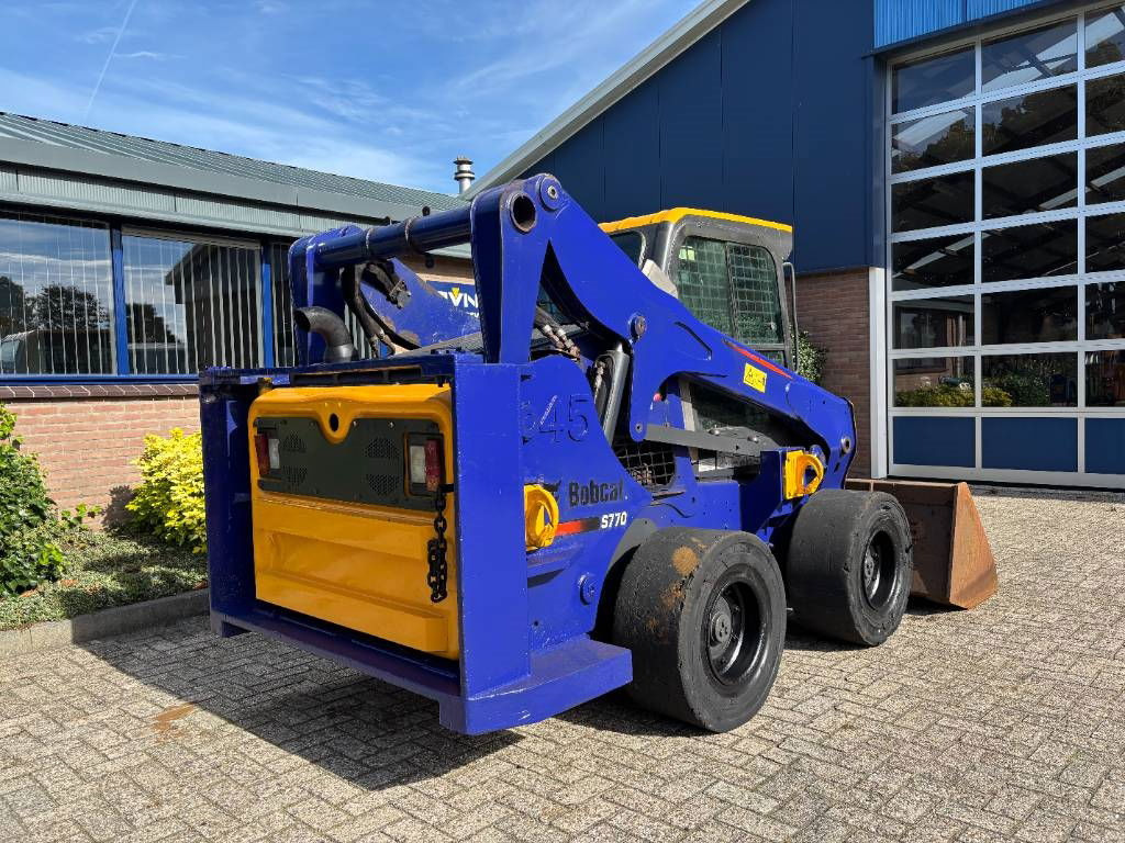 Компактен натоварувач Bobcat S 770: слика 6