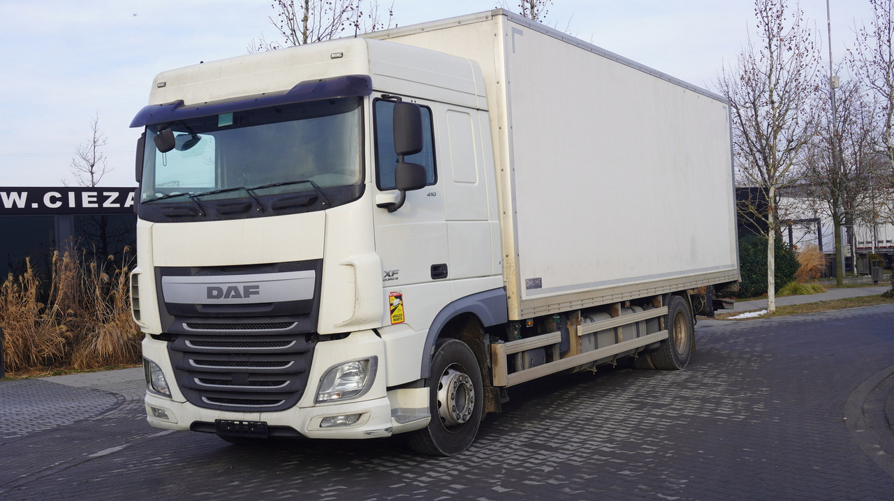 DAF XF 410 EURO 6 /410 HP / 20 EPAL / Dhollandia lift 1500 kg - Камион сандучар: слика 2 DAF XF 410 EURO 6 /410 HP / 20 EPAL / Dhollandia lift 1500 kg - Камион сандучар: слика 2