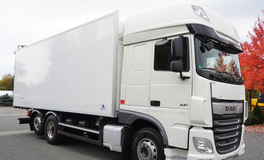 DAF XF 450 6×2 E6 / Refrigerator Lacapitaine / ATP/FRC to 2027 / 18 pallets - Камион ладилник: слика 3 DAF XF 450 6×2 E6 / Refrigerator Lacapitaine / ATP/FRC to 2027 / 18 pallets - Камион ладилник: слика 3
