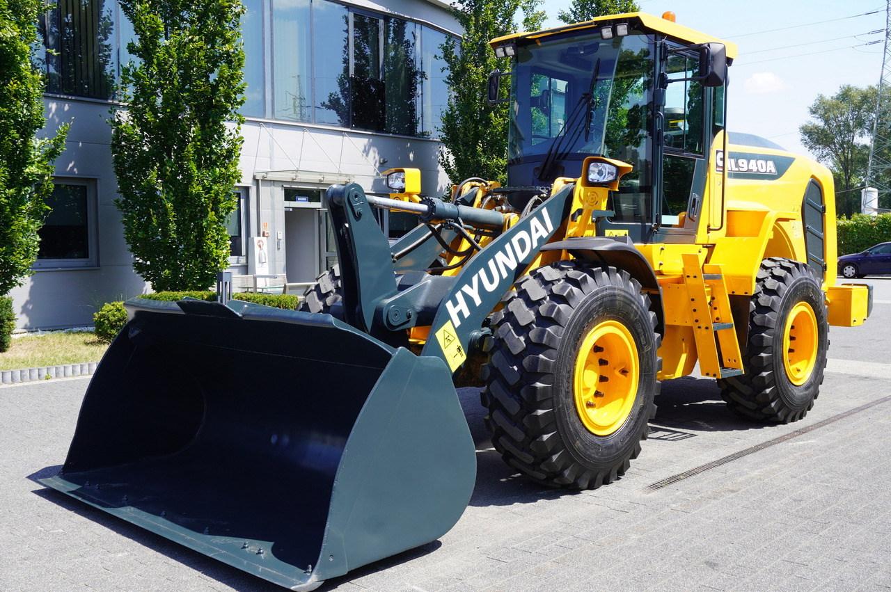 HYUNDAI HL940A articulated loader / year 2021 / weight 13.5t year of production 2021 - Натоварувач на тркала: слика 4 HYUNDAI HL940A articulated loader / year 2021 / weight 13.5t year of production 2021 - Натоварувач на тркала: слика 4