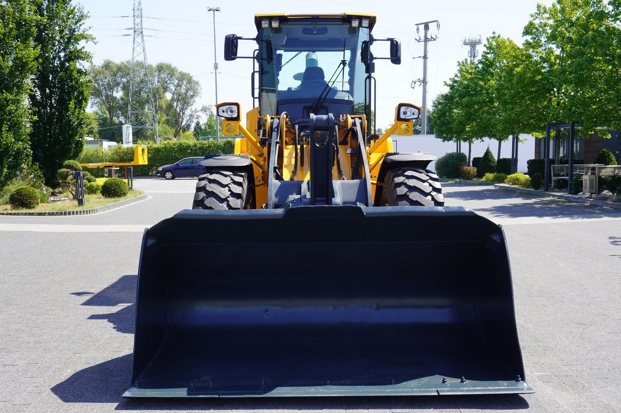 HYUNDAI HL940A articulated loader / year 2021 / weight 13.5t year of production 2021 - Натоварувач на тркала: слика 5 HYUNDAI HL940A articulated loader / year 2021 / weight 13.5t year of production 2021 - Натоварувач на тркала: слика 5