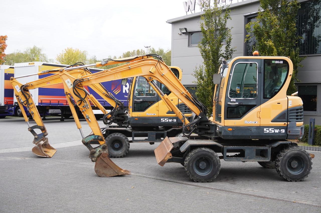 Hyundai Robex 55W-9 Wheeled Excavator 5.5t / 2pcs - Мини багер: слика 2 Hyundai Robex 55W-9 Wheeled Excavator 5.5t / 2pcs - Мини багер: слика 2