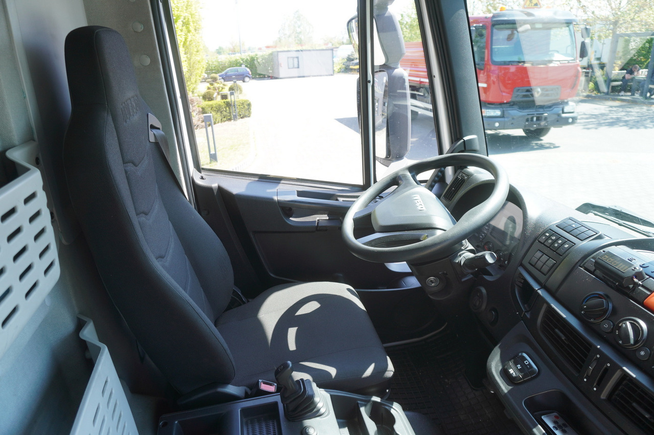 Камион ладилник IVECO Eurocargo 100-190 4x2 E6 / Refrigerator / Dhollandia 1.5 T: слика 28