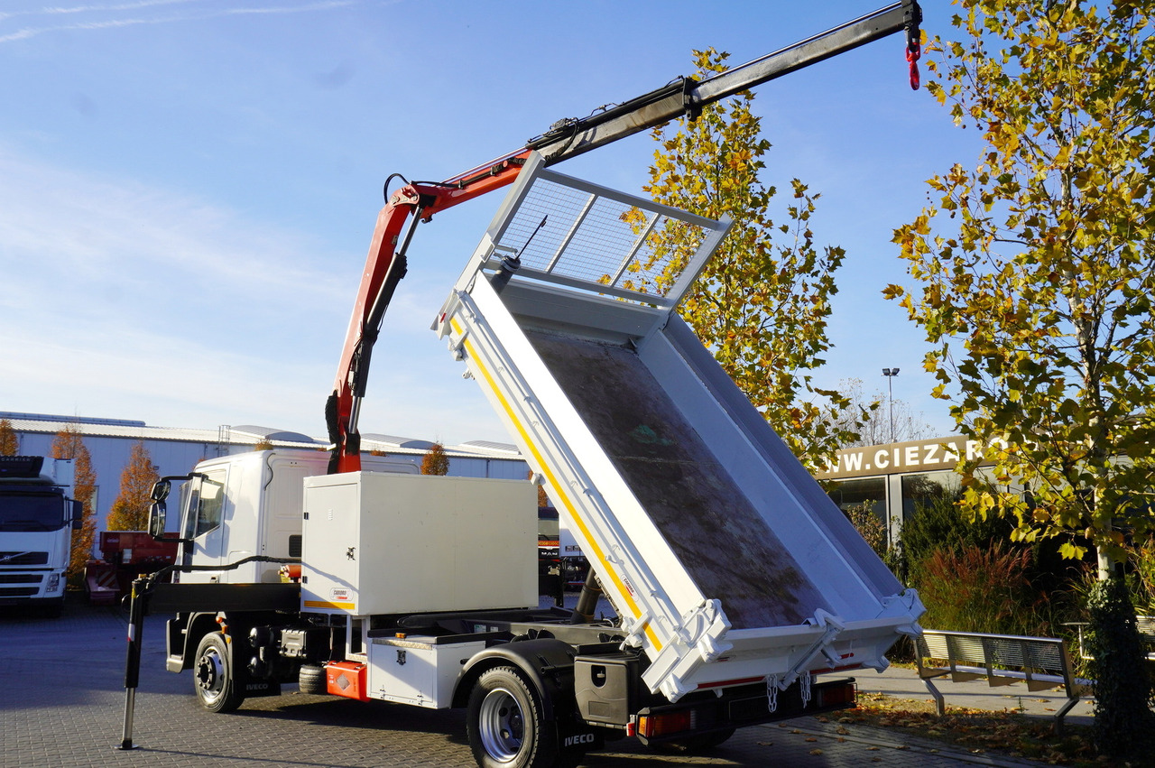 IVECO Eurocargo 120E18 Crane Palfinger / 3-way tipper / sleeper cab - Камион со платформа, Камион со кран: слика 4 IVECO Eurocargo 120E18 Crane Palfinger / 3-way tipper / sleeper cab - Камион со платформа, Камион со кран: слика 4